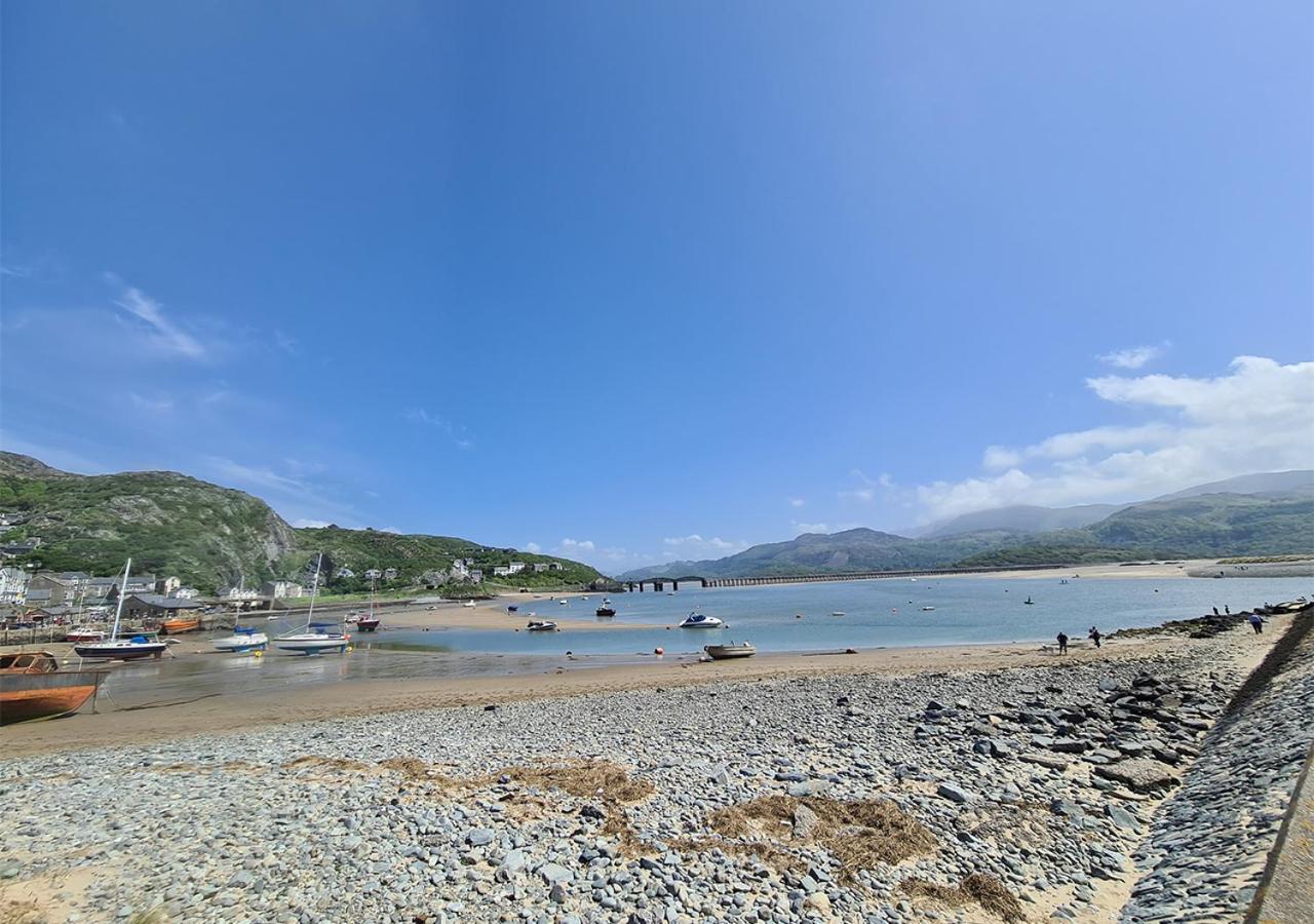 Luxury 4 Bedroom Seaside Apartment - Glan Y Werydd House Barmouth Eksteriør billede