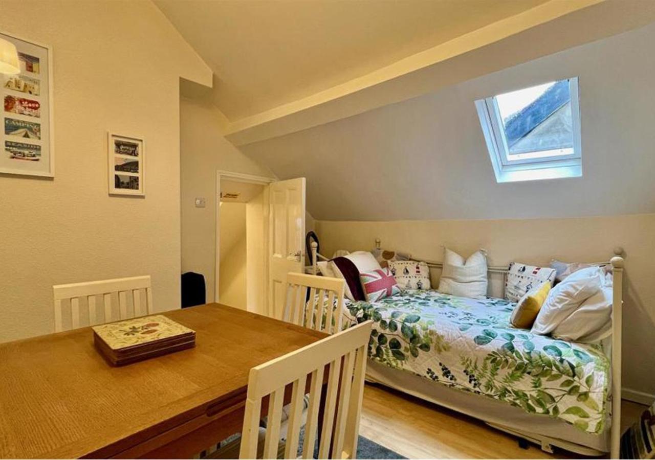 Luxury 4 Bedroom Seaside Apartment - Glan Y Werydd House Barmouth Eksteriør billede